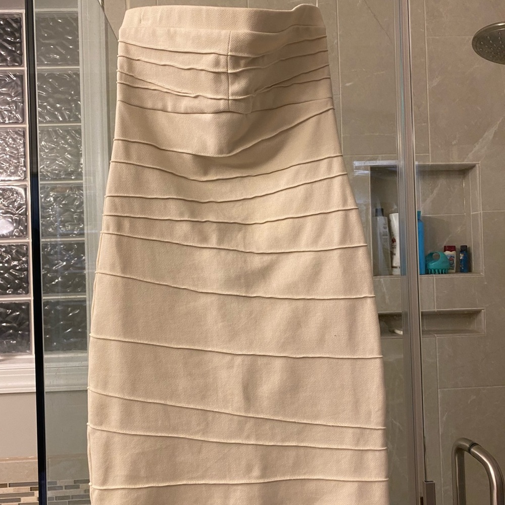 Offwhite bodycon full zip mini strapless dress